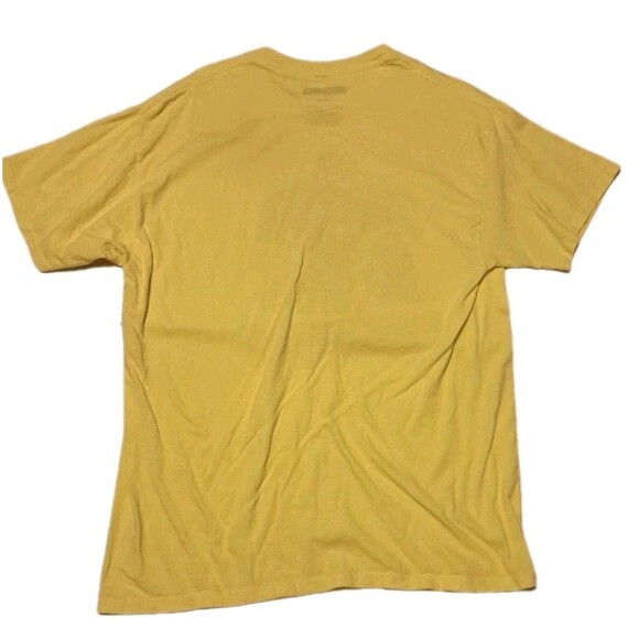 Donkey Kong Men’s Large Yellow Nintendo T-Shirt Sitting on Barrels Graphic Tee - Picture 2 of 6